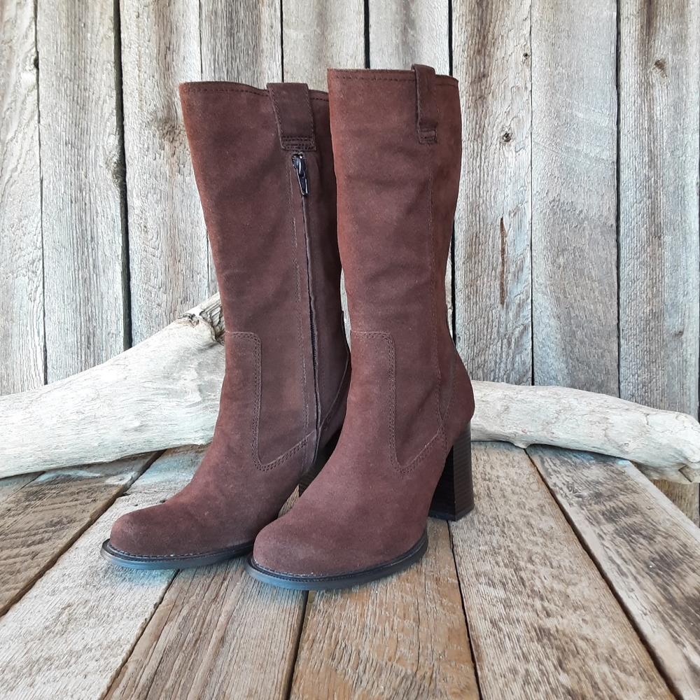 On Your Feet Karma Woman's Shoe Crazy Horse Brown